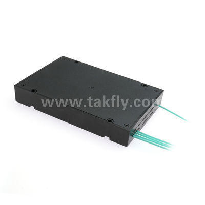 MPO/MTP Fanout Cable PLC Splitter 1x4 SM/MM สายใยออฟติกสําหรับศูนย์ข้อมูล FTTX