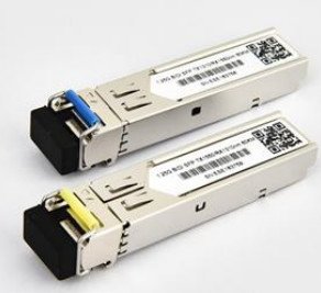 มัลติโมด SFP ทรานซิสเวอร์สองทิศ 1.25Gbps ความเร็ว 2KM กระจาย Tx1310nm/Rx1550nm