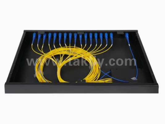 Gpon Epon 32 Port Rack Mount Fiber Optical Splitter Sc/APC Connector ความน่าเชื่อถือและความมั่นคงสูง