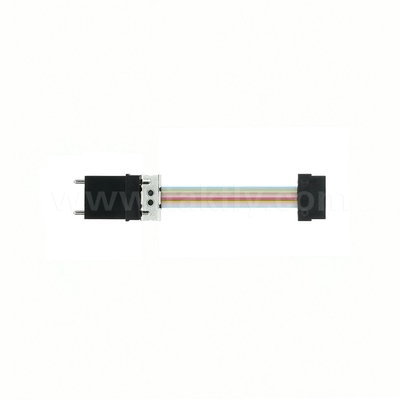 MT-Mini Multicore Fiber Optic Patch Cord การสูญเสียการกลับ MM/PC 20dB/SM/APC 60dB สําหรับการเชื่อมต่อ