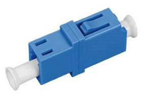 กว้างเส้นใย 125μm APC LC Adapter ด้วยชนิดการเคลือบ