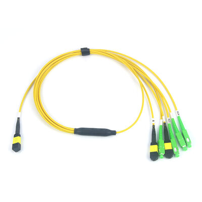 สายพัด 12F MPO ถึง 4x SC/APC Patch Cord พร้อม Ferrule MT ที่ปั้นด้วยความแม่นยําสําหรับการใช้งาน FTTH Drop & Testing