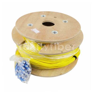 สายเคเบิลแบบแยก G657A OS2 แบบสำเร็จรูป 48 คอร์ พร้อมหัวต่อแบบ Fanout และความยาวที่กำหนดเองสำหรับ FTTH Data Center