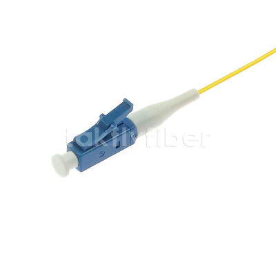 LC Simplex Single Mode สายไฟเบอร์ออปติก Pigtail 1m 2m 3m ความยาว 0.9mm สะพัดแน่น