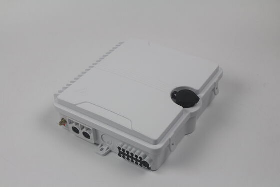 การบํารุงรักษาง่าย FTTH สายไฟเบอร์ออปติก ปิดกล่องด้วย IP65 การคุ้มครองและ 0.2dB การสูญเสียการใส่