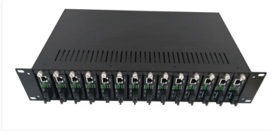 14 สล็อตสื่อแปลง Rack มอนท์ Chassis ระดับ 19 นิ้ว 2U ความสูง rack-mount