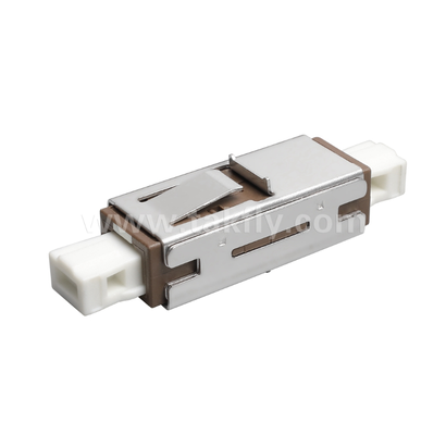 MU Simplex Adapter การออกแบบที่คอมแพคต ความสูญเสียการใส่ที่ต่ํา กล่องซิรคอนิยมความแม่นยํา สําหรับการเชื่อมต่อไฟเบอร์ความหนาแน่นสูง