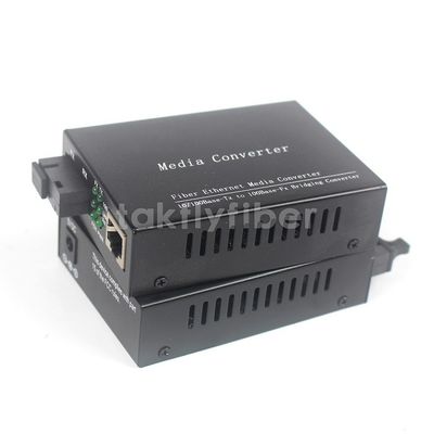 10KM ถึง 120KM 10 / 100M SC Single Fiber Media Converter สำหรับเครือข่ายอีเธอร์เน็ต