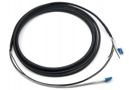 สายพัดปลาที่คุ้มกันภายนอก LC-LC GYFJH 7.0mm LSZH สีดํา 2Core Connector ประเภท -20C 70C อุณหภูมิการทํางาน