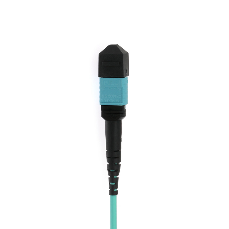 สายเคเบิลใยแก้วนำแสง MPO MTP 3.0 มม.-4.5 มม. แจ็คเก็ต OD ทดสอบความยาวคลื่น 1310/1550 850/1300 สำหรับการถ่ายโอนข้อมูลที่ราบรื่น