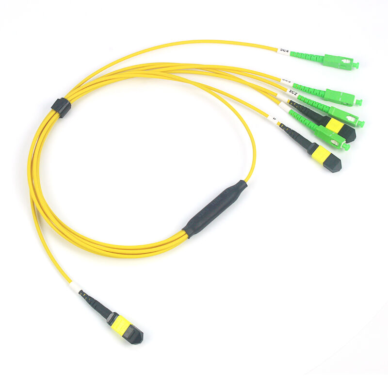 12F MPO MTP ที่แม่นยําถึง 4x SC/APC Patch Cord กับ 50/125um Fiber Mode สําหรับ FTTH Drop & Testing Applications