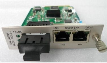 10/100/1000M 2-Port Base-T ถึง 100 Base-X Managed Media Converter โรงงานขายตรงการเชื่อมต่อเครือข่ายที่เชื่อถือได้