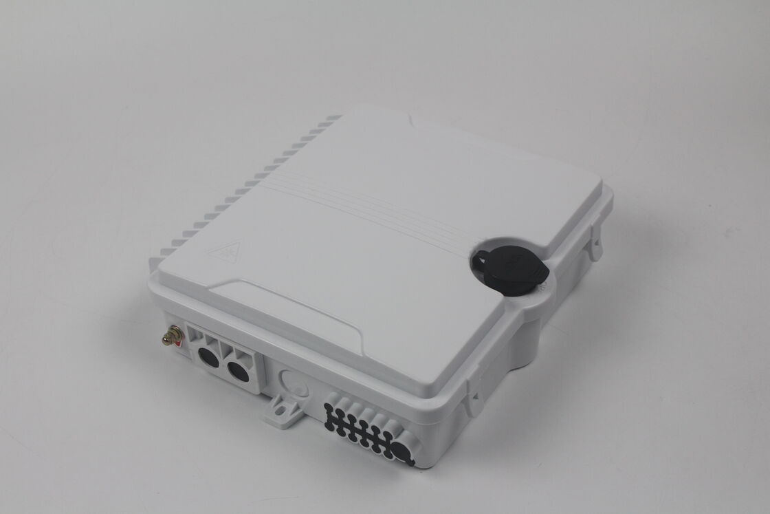การบํารุงรักษาง่าย FTTH สายไฟเบอร์ออปติก ปิดกล่องด้วย IP65 การคุ้มครองและ 0.2dB การสูญเสียการใส่
