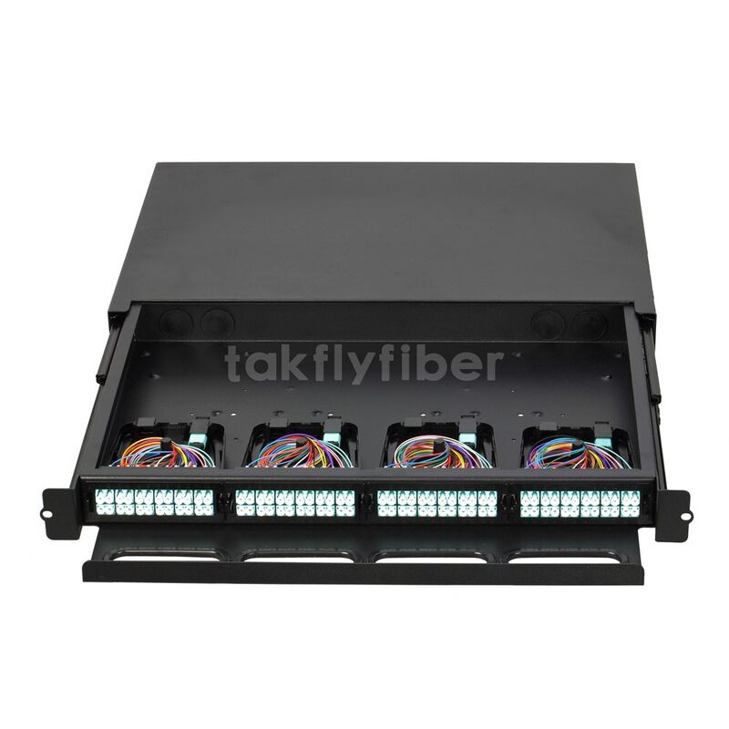 Takfly แผนที่ติดตั้ง Rackmount ความหนาแน่นสูง พร้อม Plug-and-Play 12 สายไฟเบอร์ MTP / MPO การจัดการแคสเท็ตสําหรับศูนย์ข้อมูล
