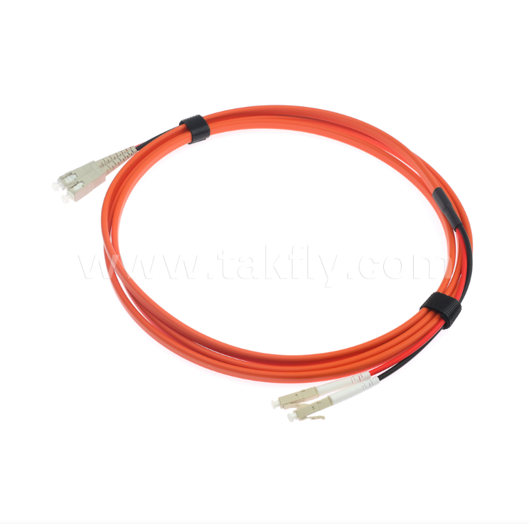 สายแพทช์ไฟเบอร์ออปติกแบบดูเพล็กซ์ SC-UPC เป็น LC-UPC OM1 แบบแบน 2.0 มม. สีส้ม